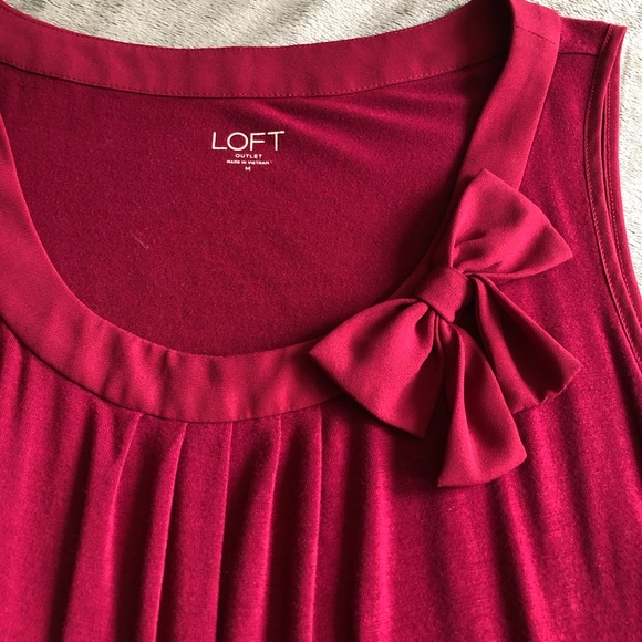 Ann Taylor Loft Maroon Bow 🎀 Tank - Picture 2 of 4
